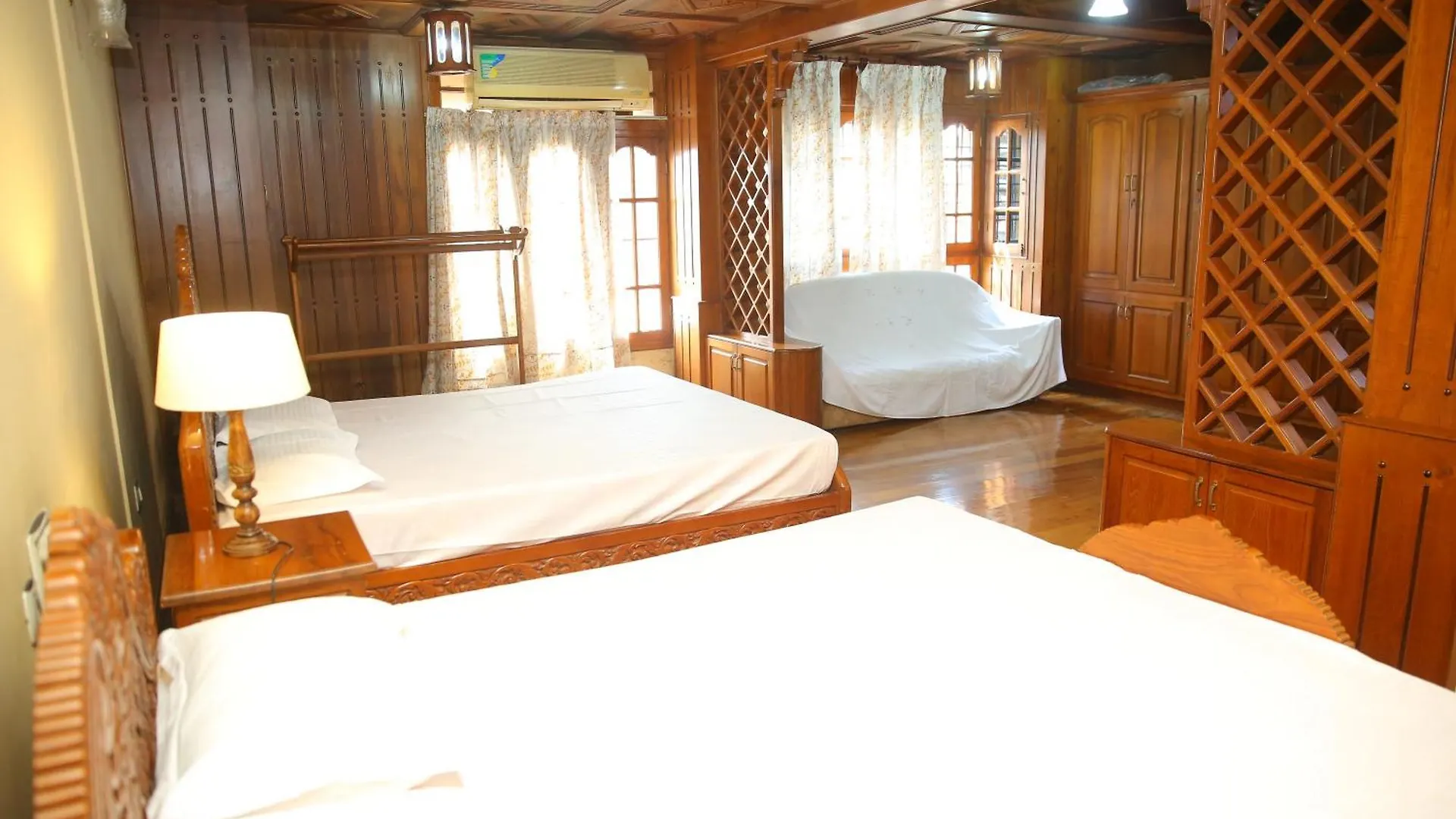 Court View Homestay Kochi
